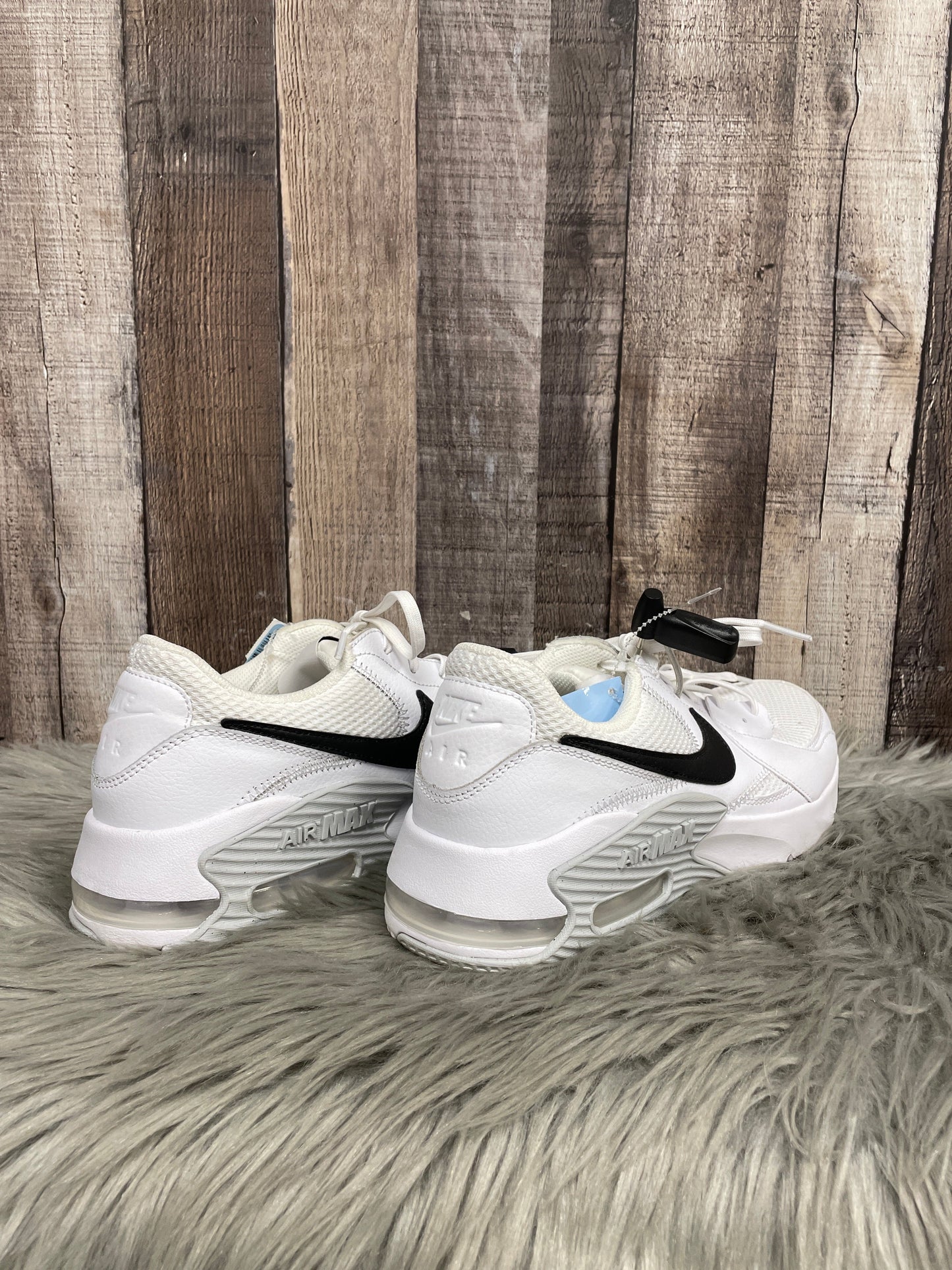 Shoes Athletic By Nike In White, Size: 10