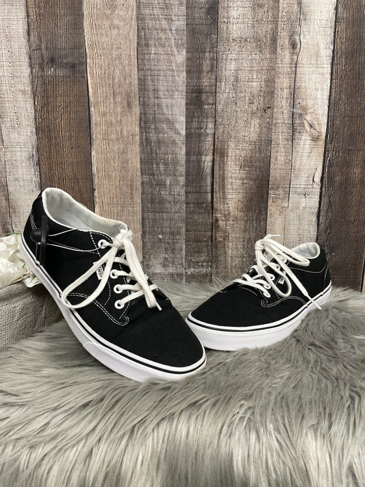 Shoes Sneakers By Vans In Black & White, Size: 10