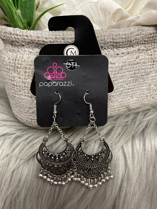 Earrings Dangle/drop By Paparazzi