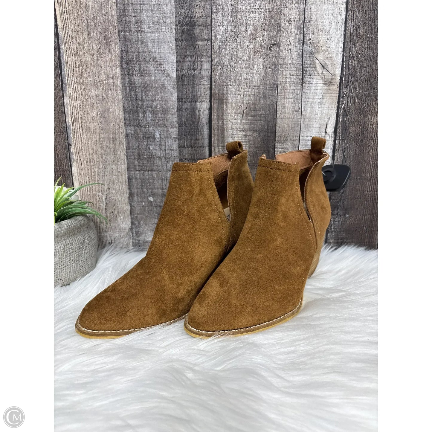 Boots Ankle Heels By Cme In Tan, Size: 8