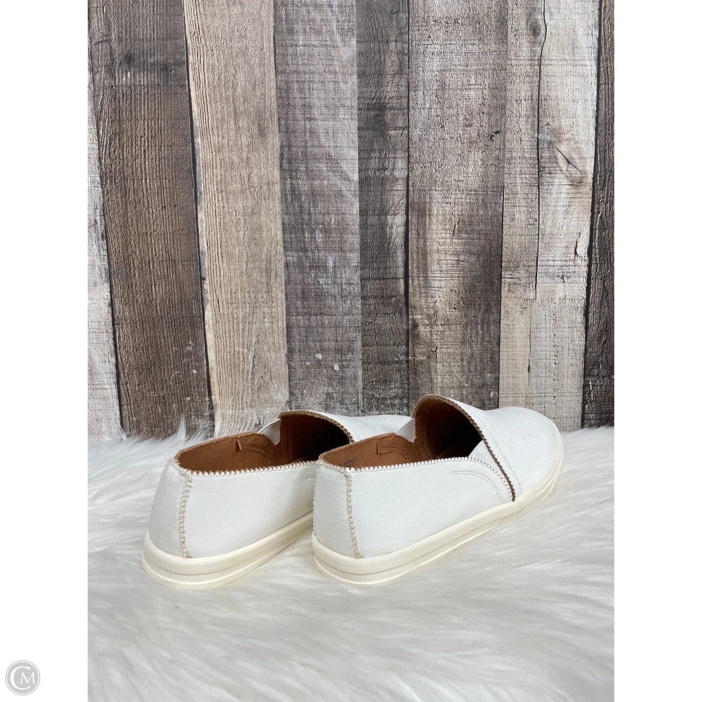 Shoes Sneakers By Cme In White, Size: 7.5