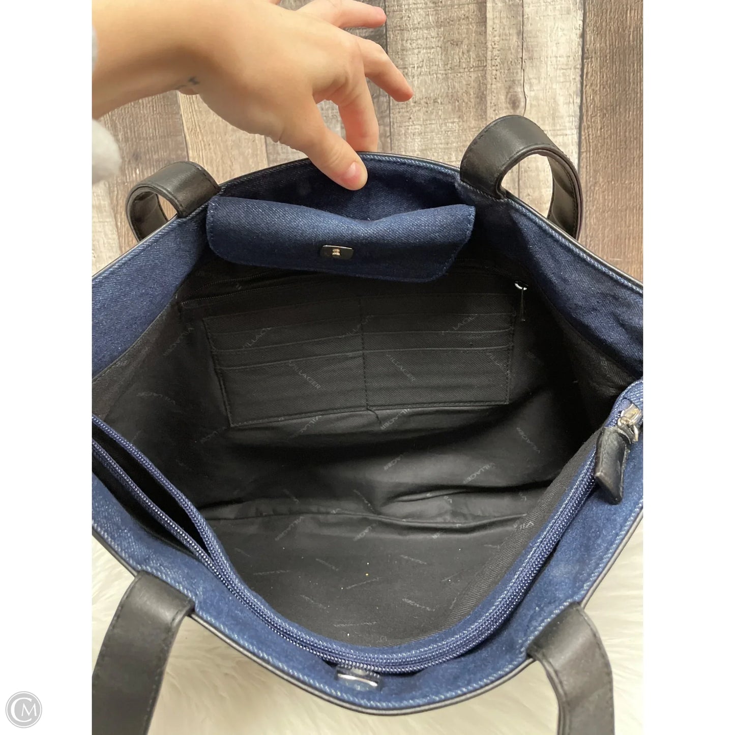 Tote By Villager By Liz Claiborne, Size: Medium