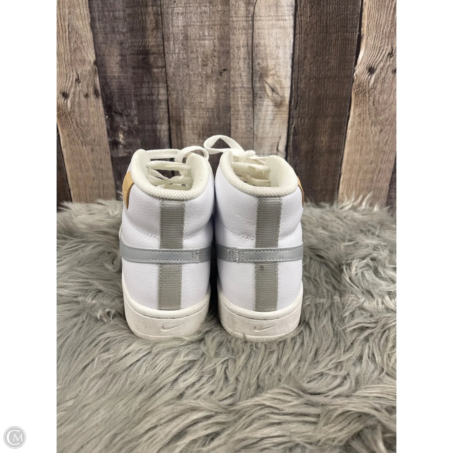 Shoes Athletic By Nike In White, Size: 9