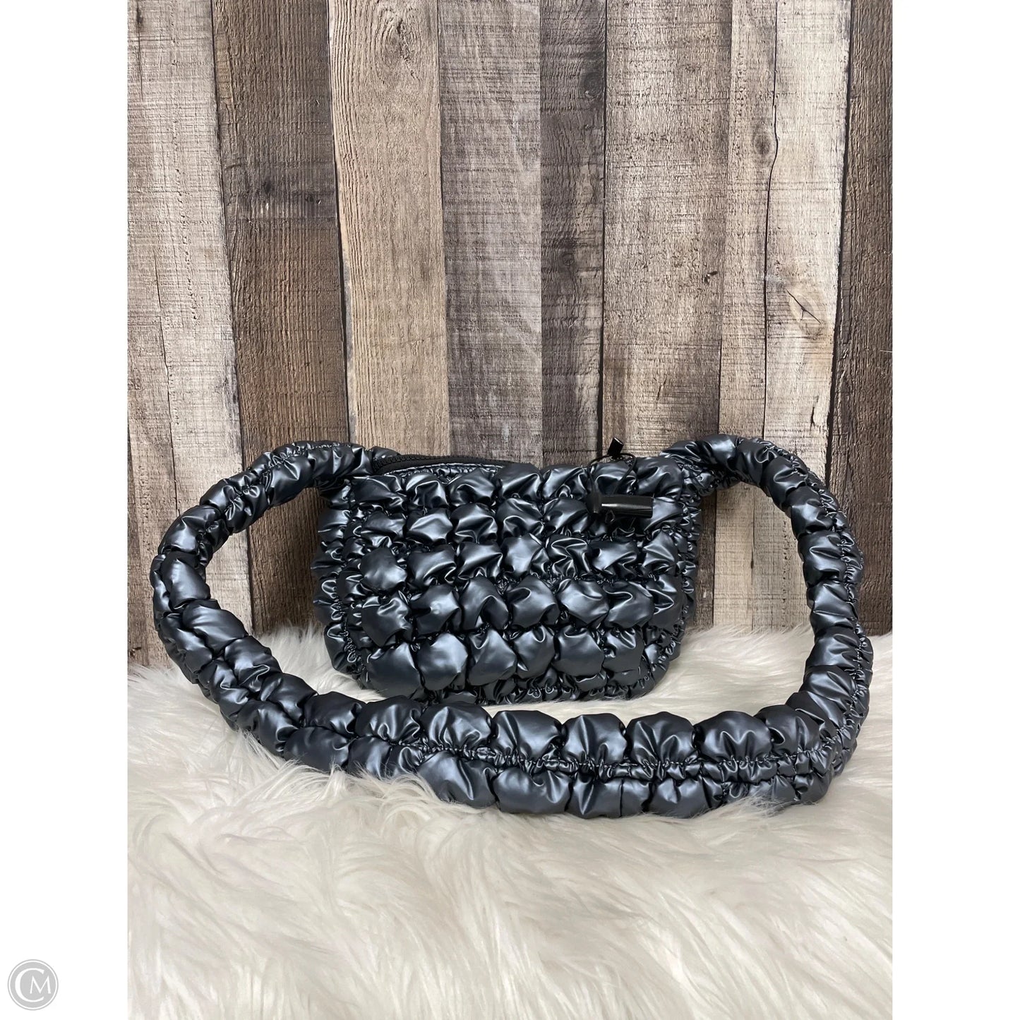 Crossbody By Cmf, Size: Medium