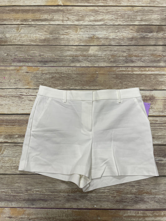 Cream Shorts Loft, Size 6