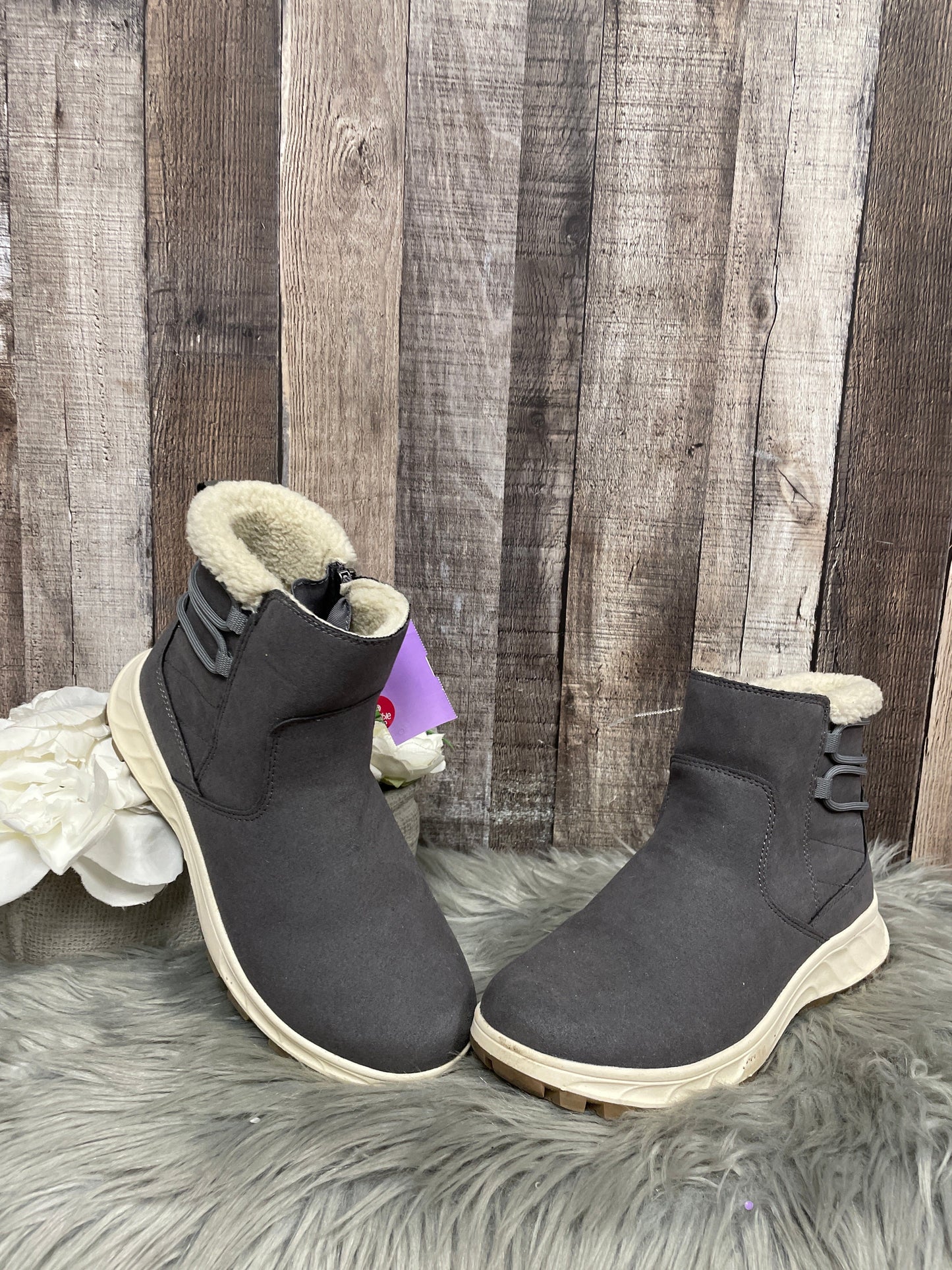 Grey Boots Ankle Flats Khombu, Size 8