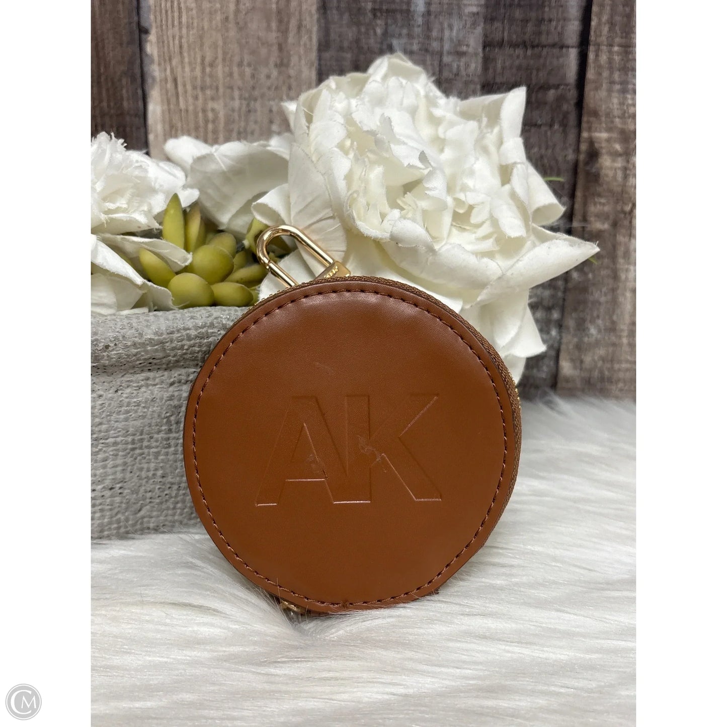 Coin Purse By Anne Klein, Size: Small