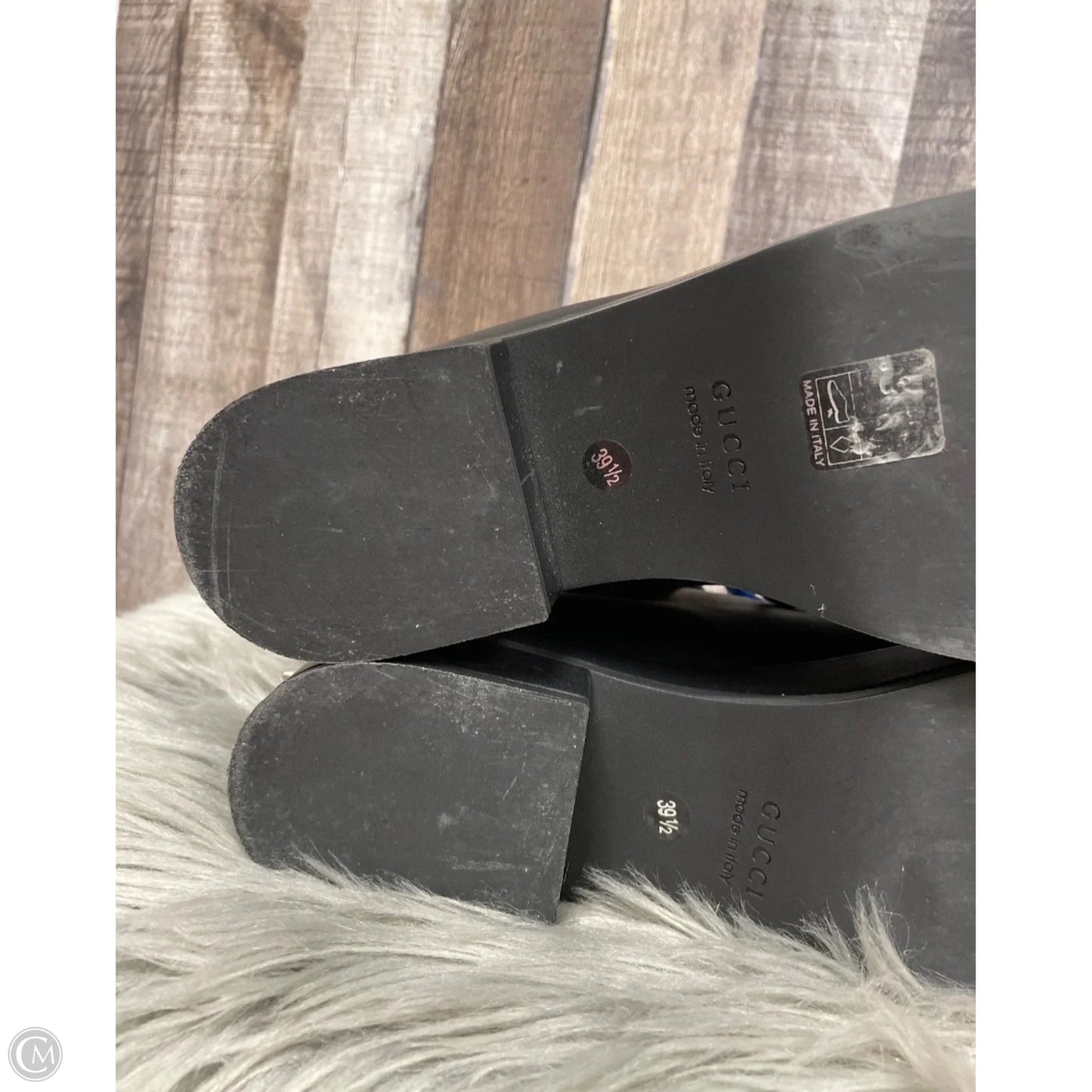 Shoes Luxury Designer By Gucci In Black, Size: 9.5