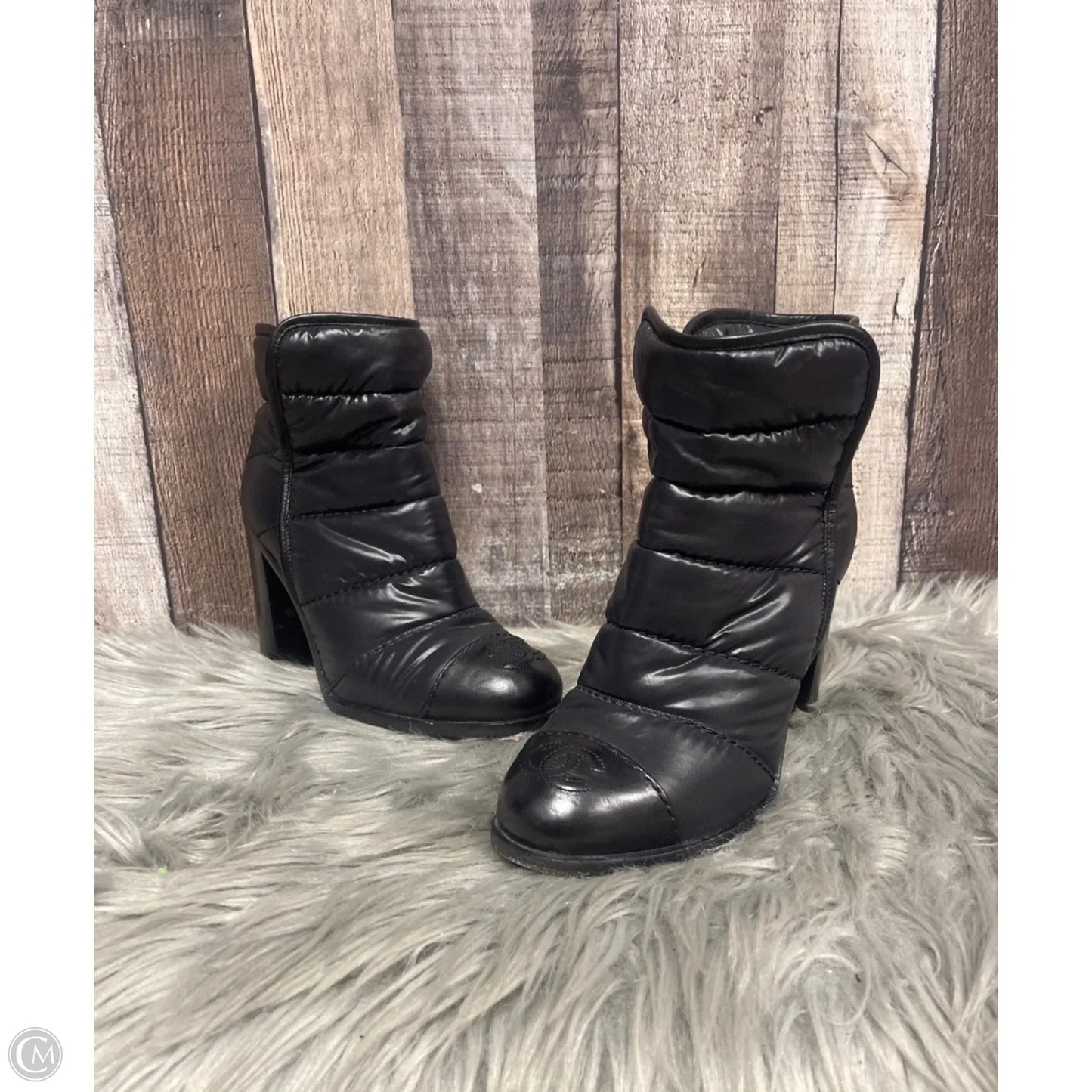 Boots Luxury Designer By Chanel In Black, Size: 6