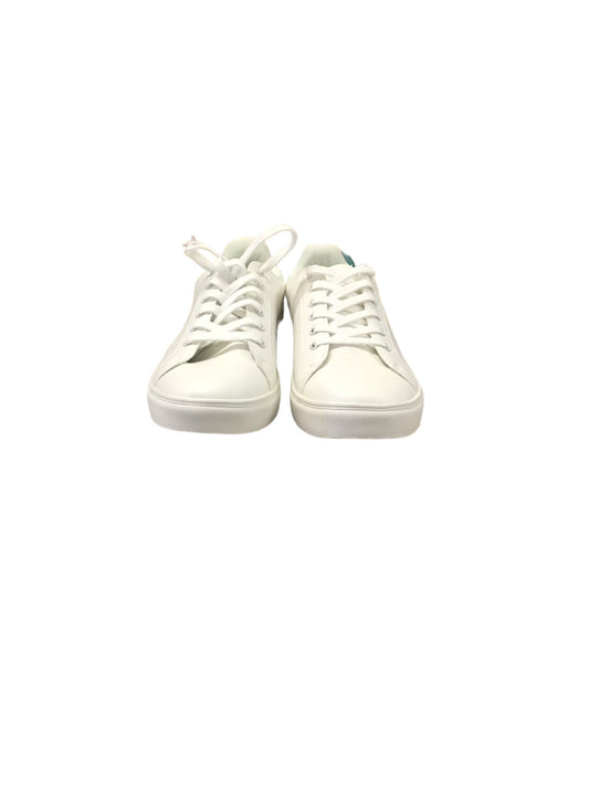 Shoes Sneakers By Clothes Mentor In White, Size: 9