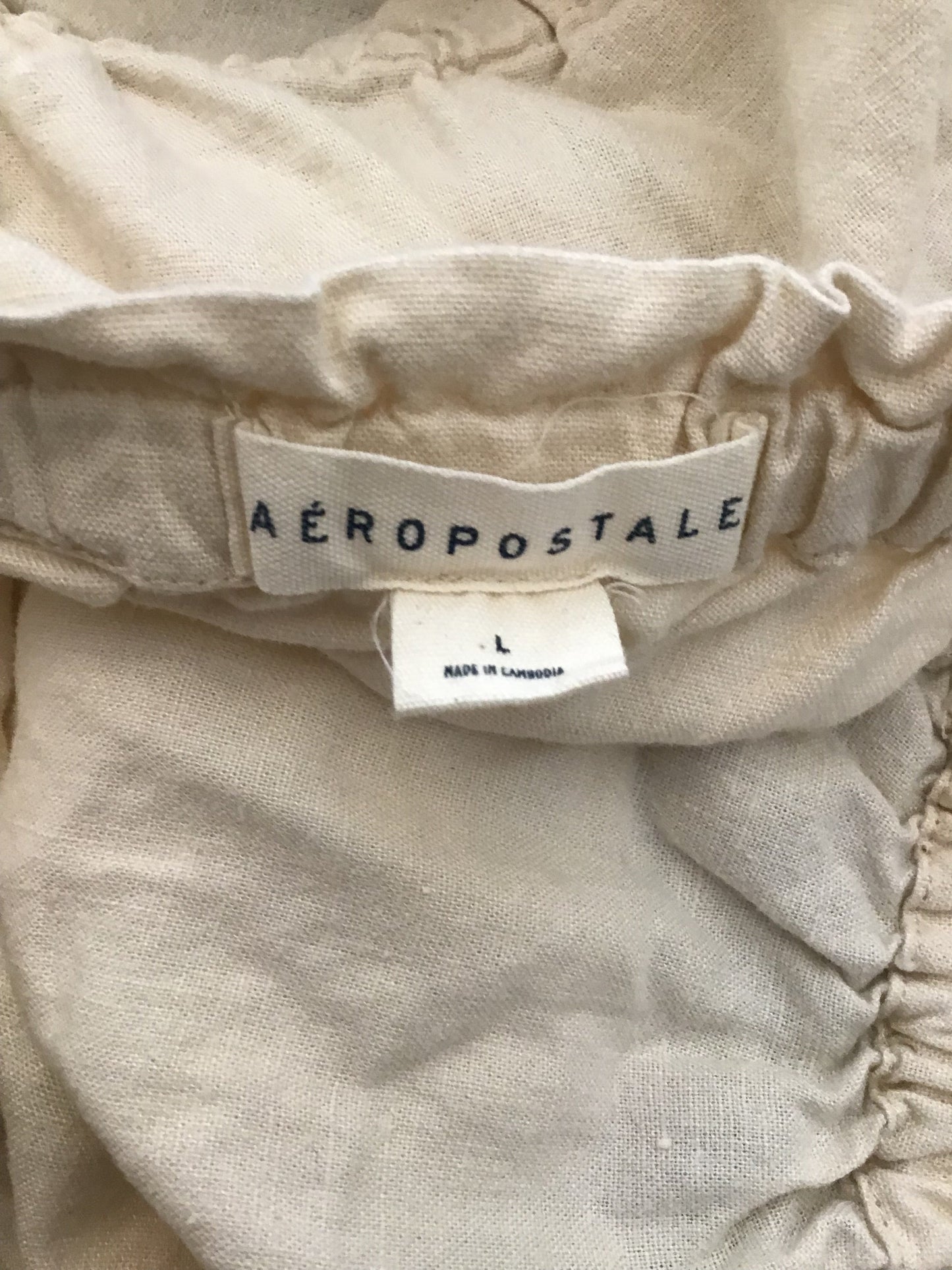 Cream Top Sleeveless Aeropostale, Size L