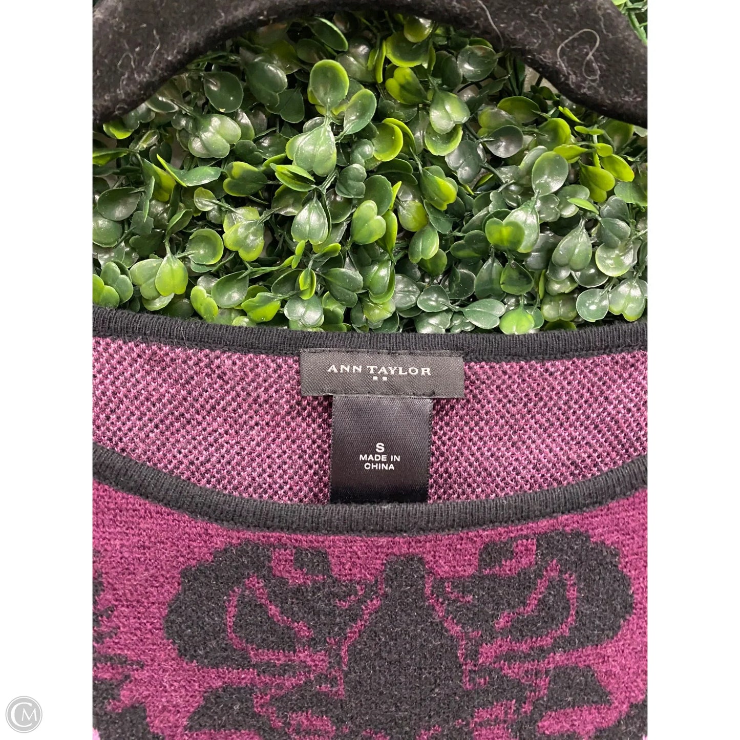 Dress Sweater By Ann Taylor In Black & Pink, Size: S