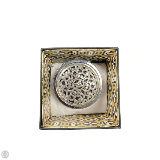 Accessory Label By Brighton, Size: Small