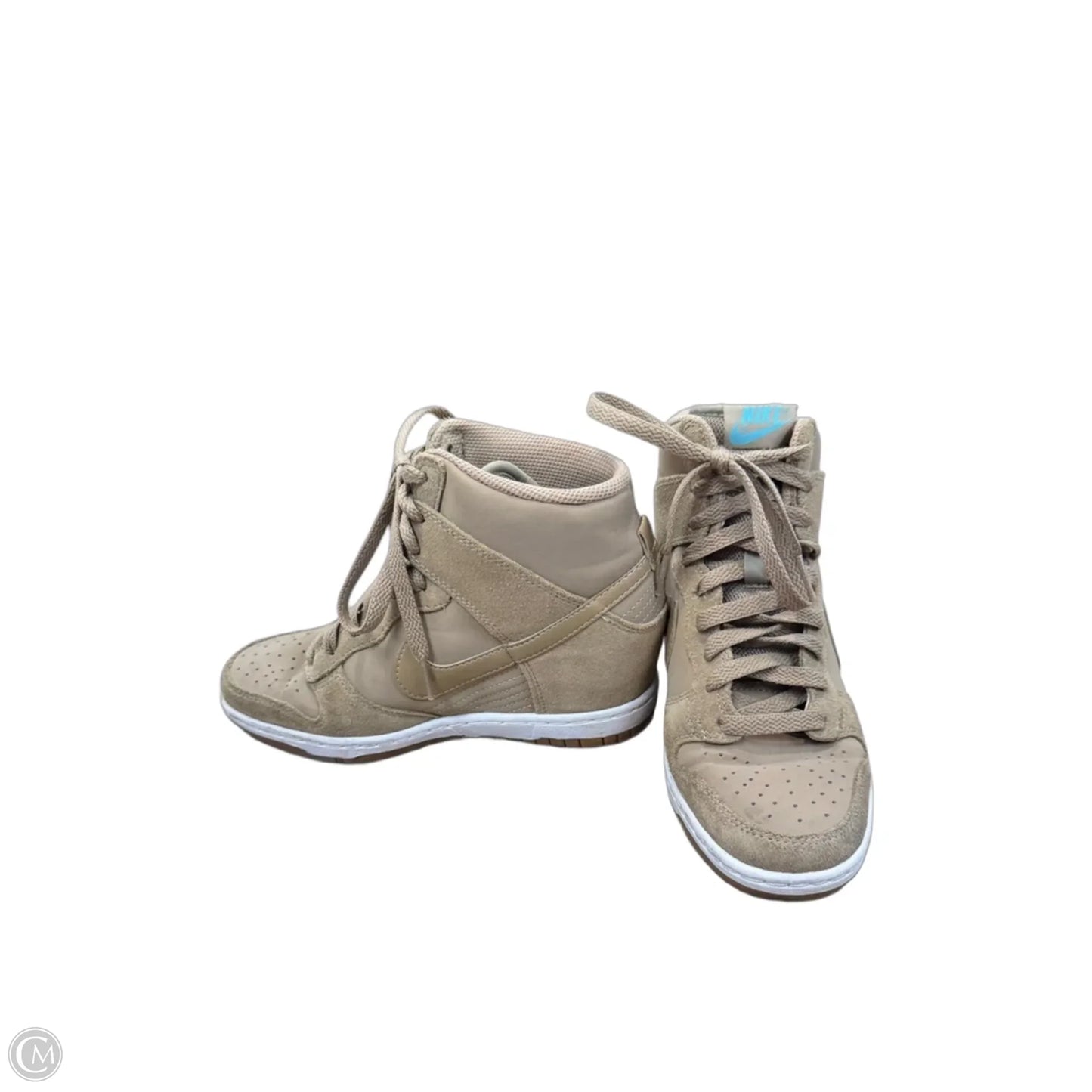 Shoes Sneakers By Nike In Tan, Size: 6.5