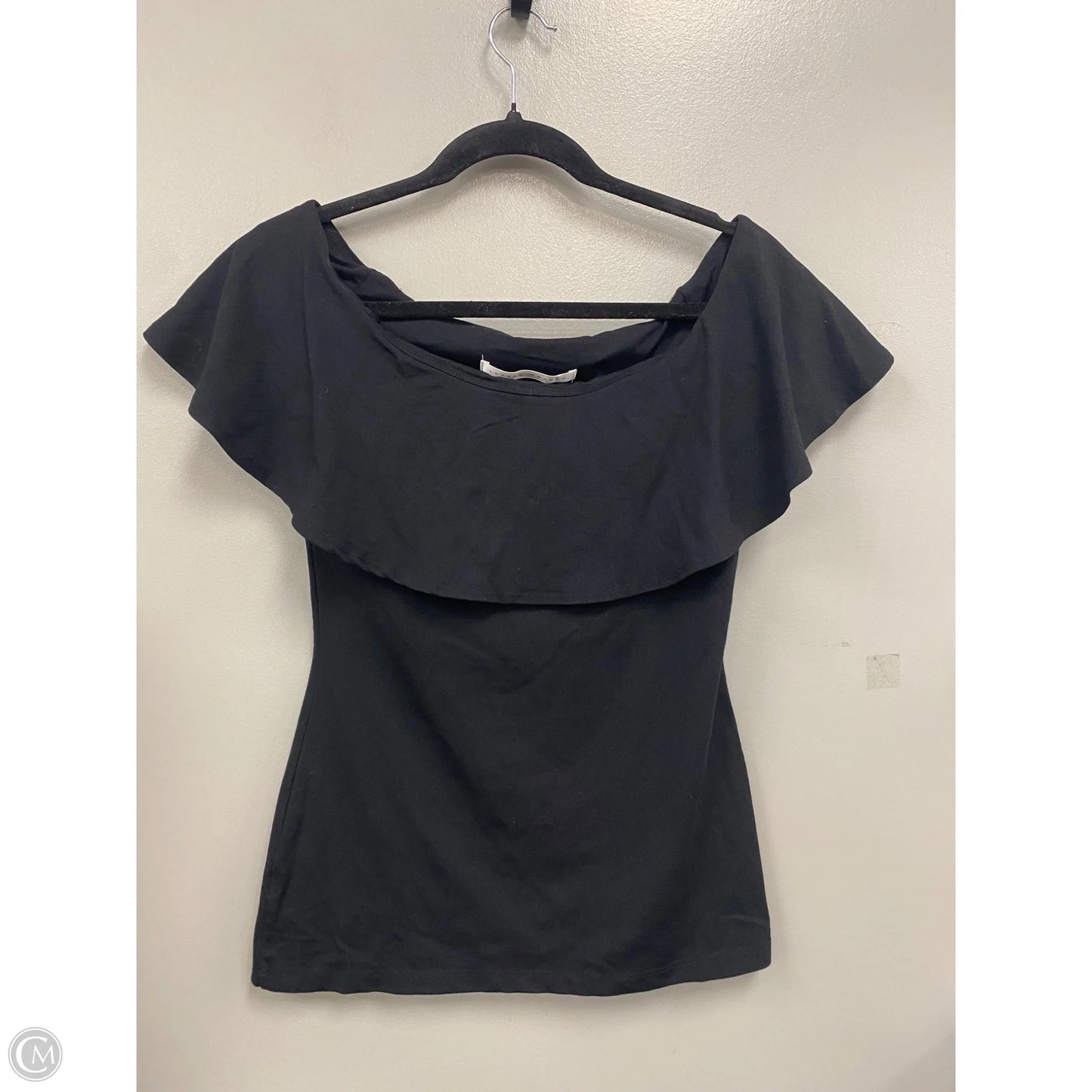 Top Short Sleeve By Clothes Mentor In Black, Size: S