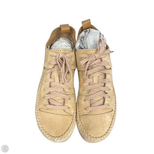 Shoes Sneakers By Clarks In Cream, Size: 10