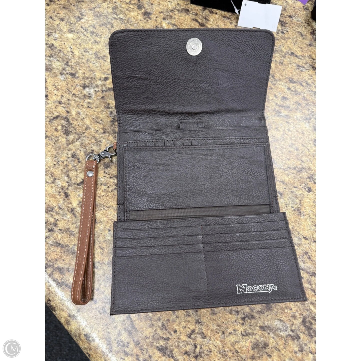 Wallet By Clothes Mentor, Size: Medium
