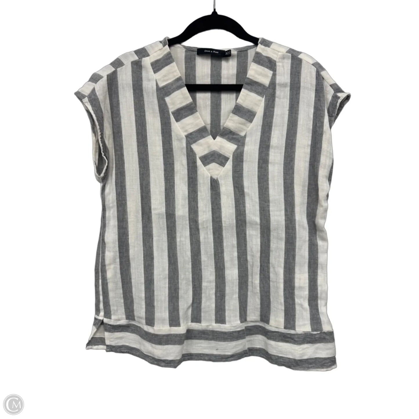 Blouse Short Sleeve By Doe & Rae In Grey & White, Size: M