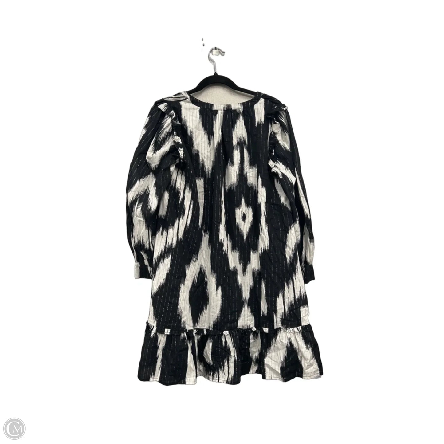 Dress Casual Short By Maurices In Black & White, Size: M