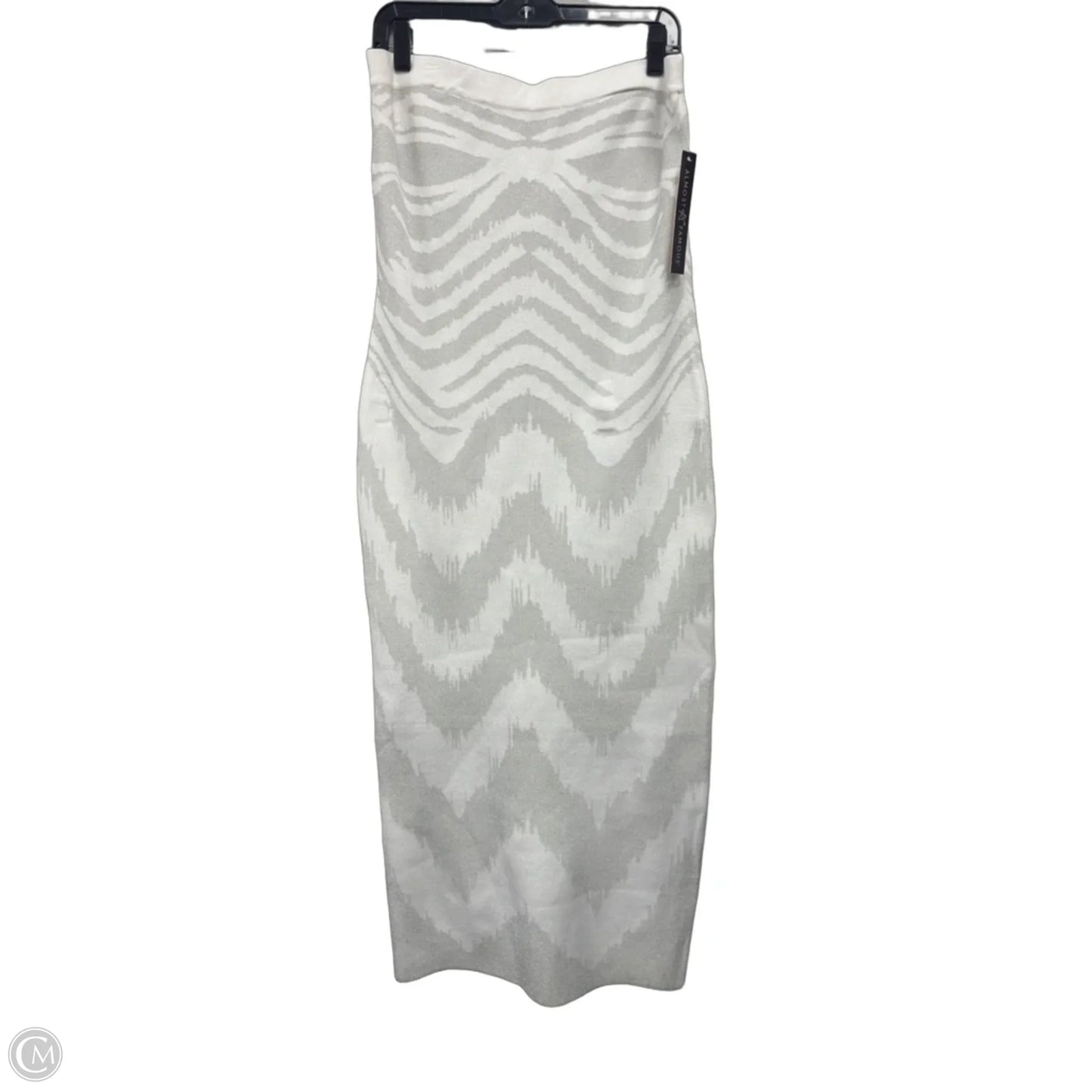 Dress Casual Maxi By Almost Famous In Silver & White, Size: Xl