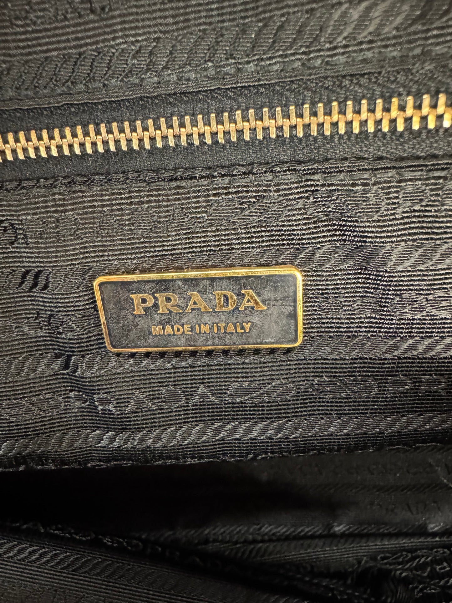 Handbag Luxury Designer By Prada, Size: Medium