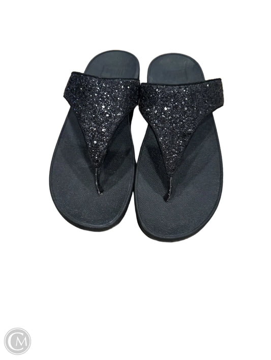 Sandals Flats By Fitflop In Black, Size: 11