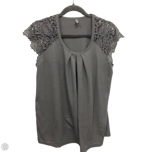 Top Short Sleeve By Automet In Black, Size: L