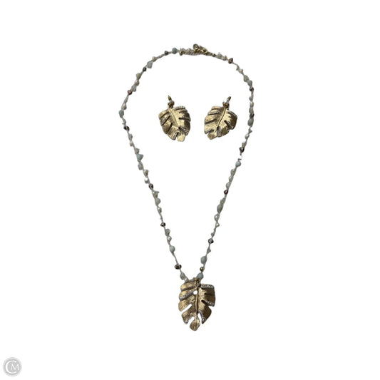 Necklace Set By Clothes Mentor, Size: Medium