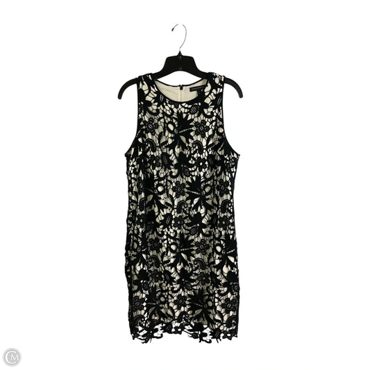 Dress Casual Short By Banana Republic In Black & White, Size: 12