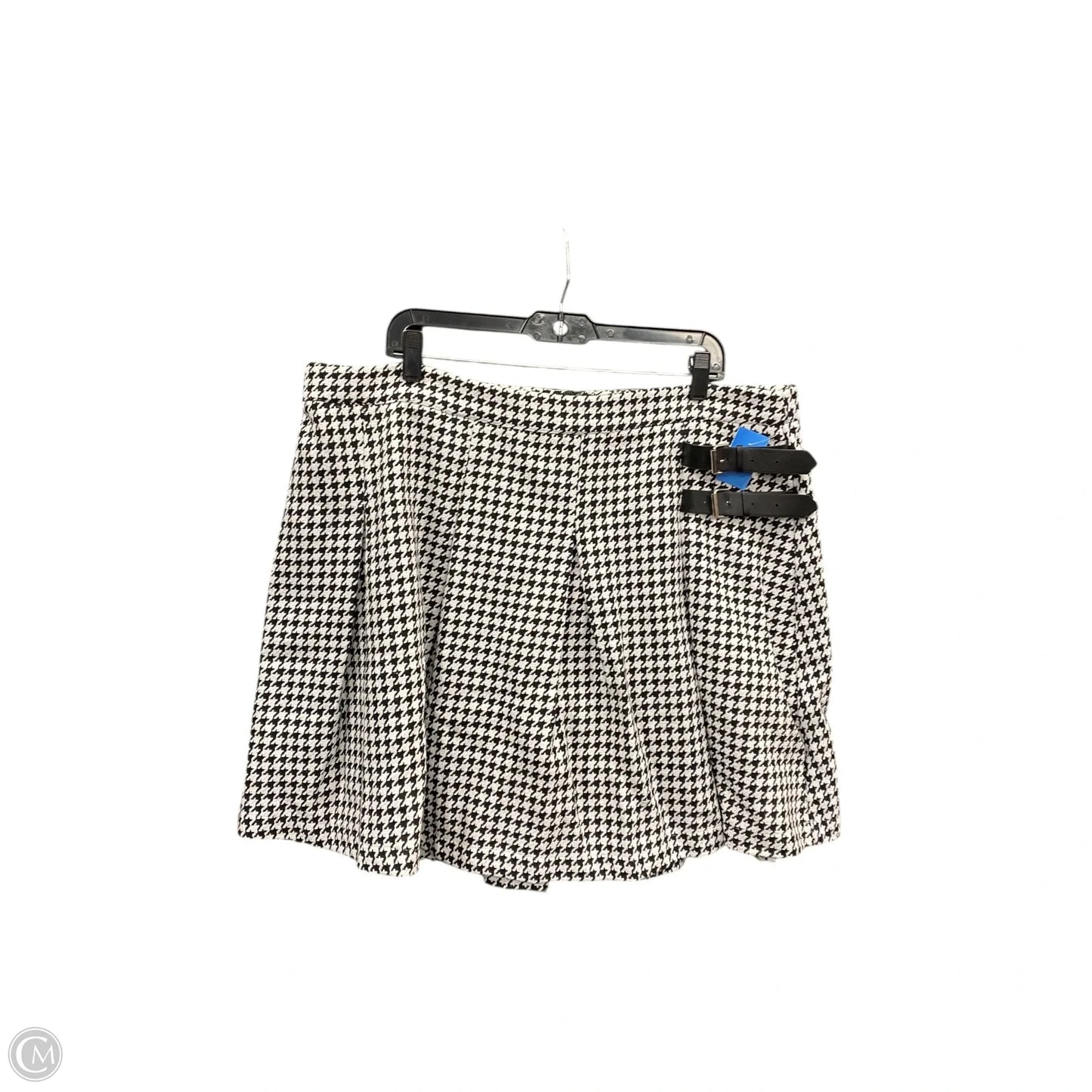Skirt Mini & Short By Fashion To Figure In Black & White, Size: 2x