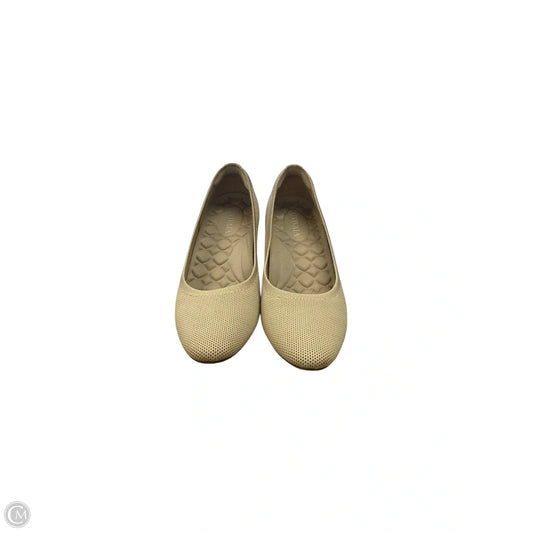 Shoes Heels Wedge By Vivaia In Tan, Size: 6
