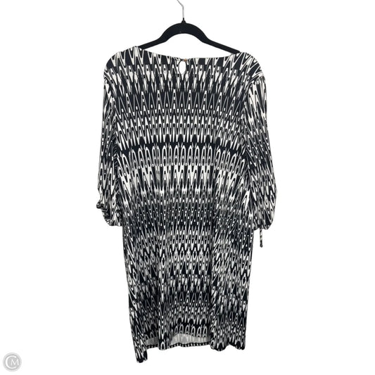 Dress Casual Short By New Directions In Black & White, Size: Xl
