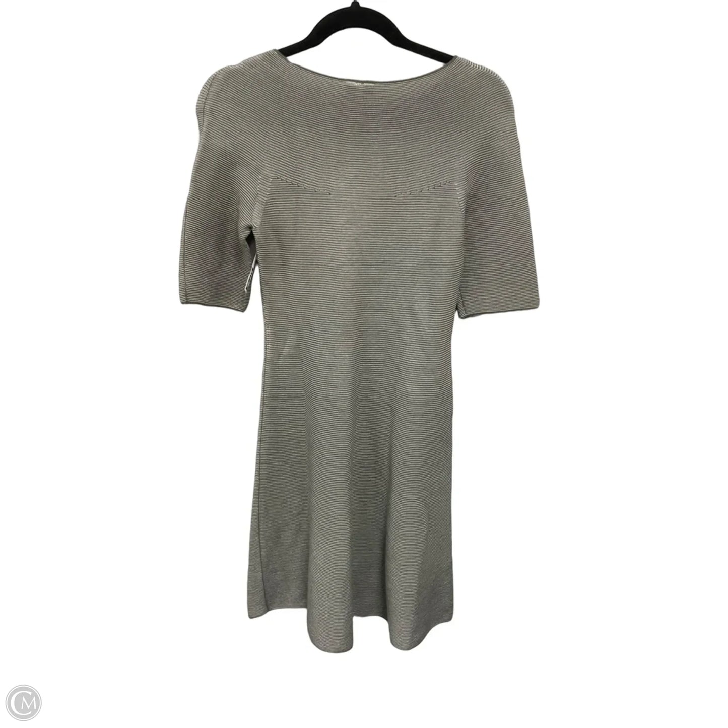 Dress Casual Short By Uniqlo In Green & White, Size: Xs