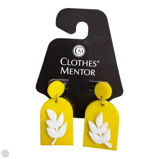 Earrings Dangle/drop By Clothes Mentor