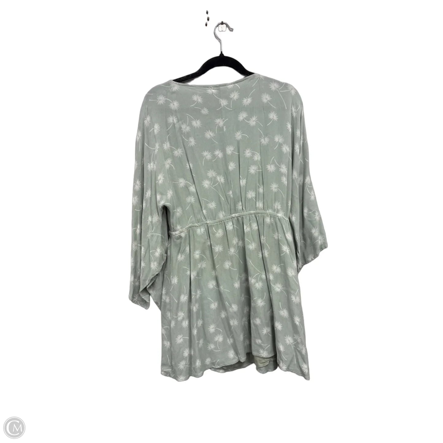 Dress Casual Short By Clothes Mentor In Green & White, Size: L