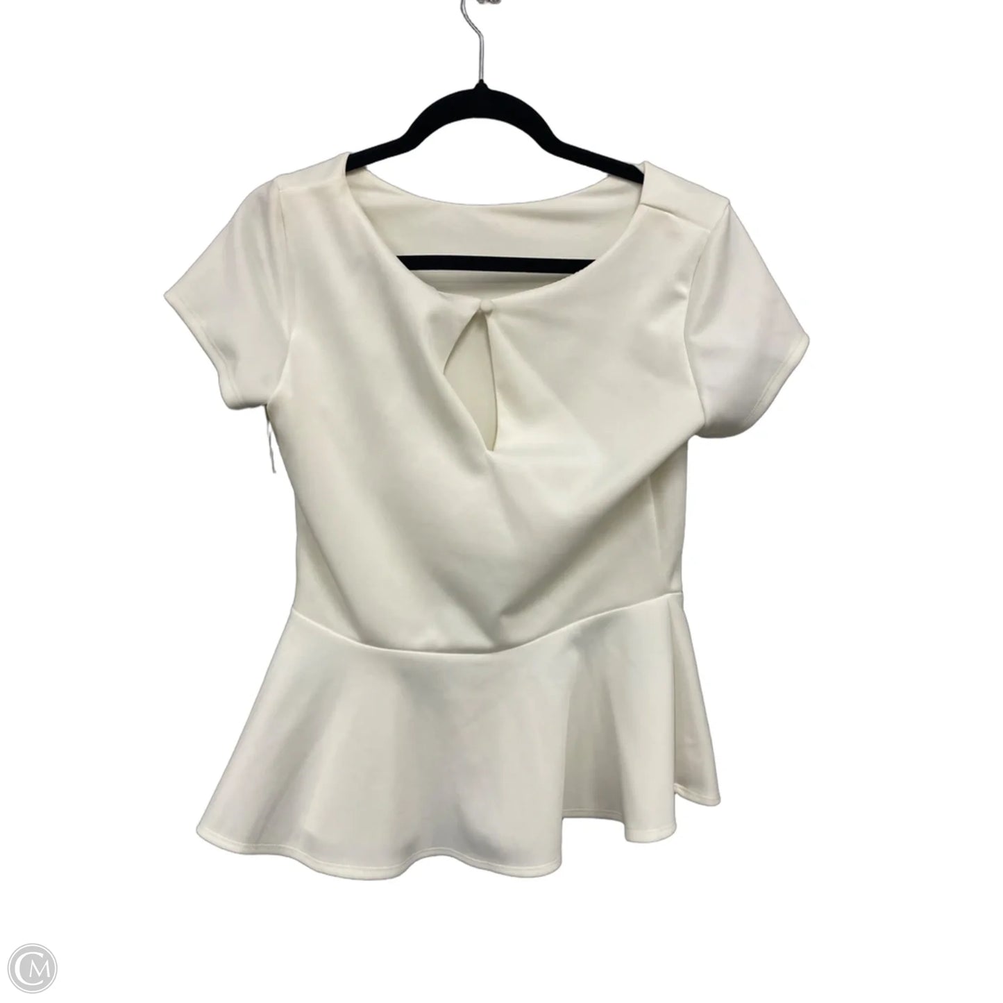 Top Short Sleeve By Bisou Bisou In Cream, Size: M