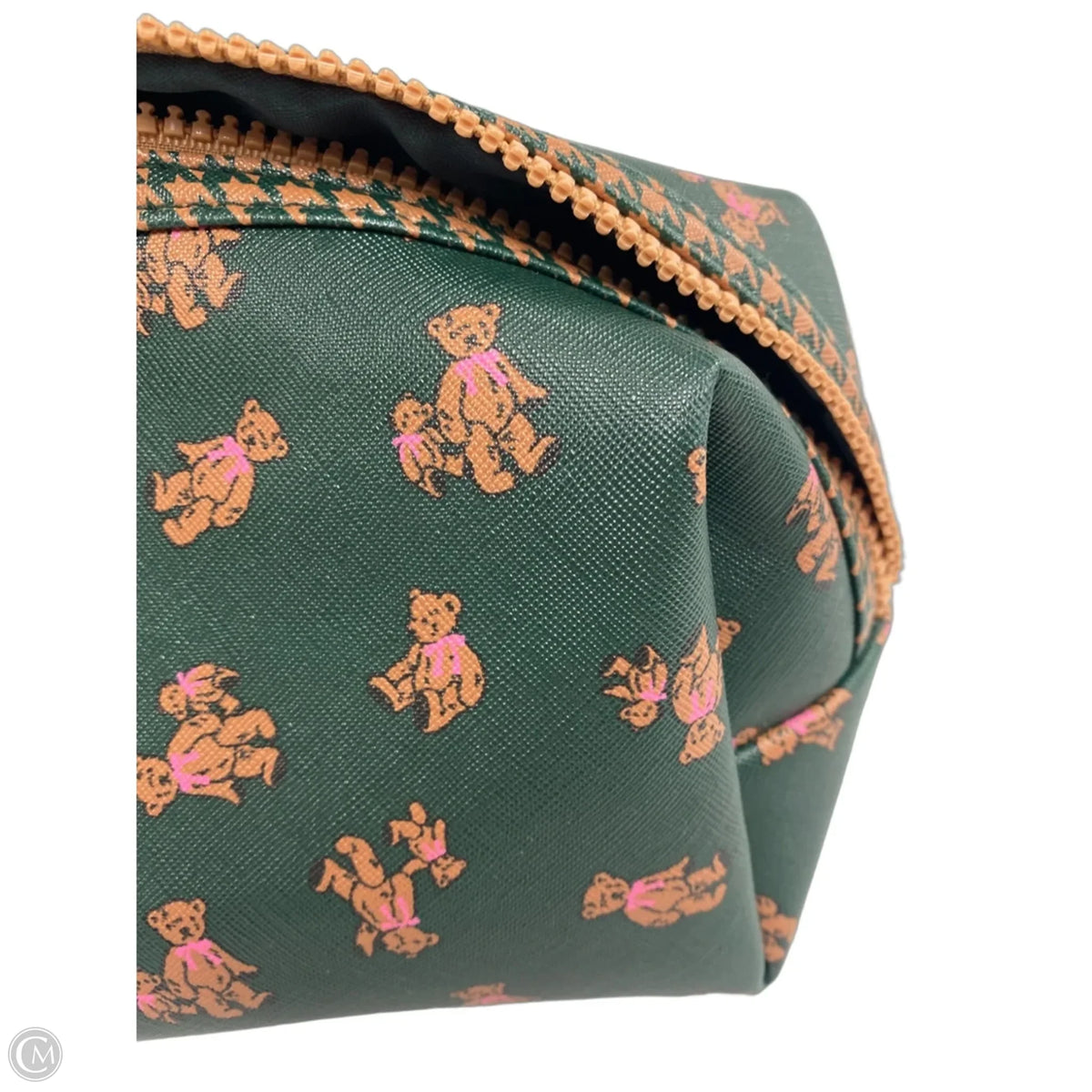 Makeup Bag By Clothes Mentor, Size: Medium