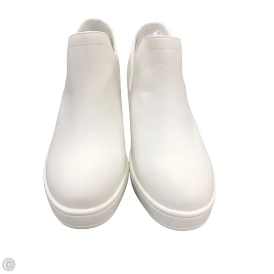Shoes Sneakers By Journee In Cream, Size: 6.5