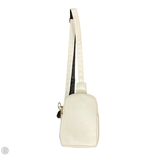 Crossbody By Clothes Mentor, Size: Small