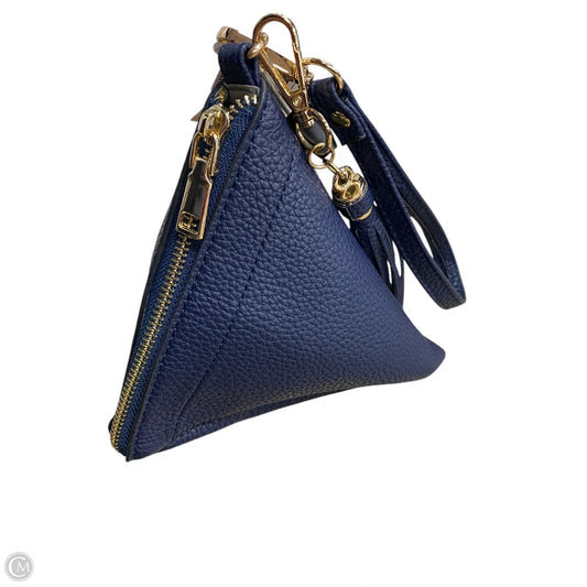 Wristlet By Clothes Mentor, Size: Small