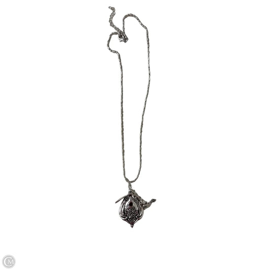 Necklace Pendant By Clothes Mentor