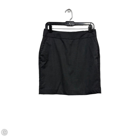 Skirt Mini & Short By Banana Republic In Grey, Size: 4p