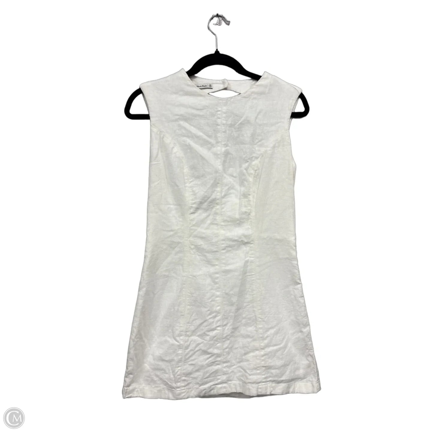 Dress Casual Short By Abercrombie And Fitch In White, Size: Xs