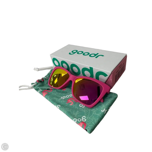 Sunglasses By Clothes Mentor, Size: Small
