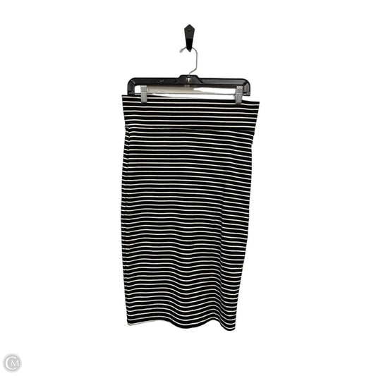 Skirt Midi By Forever 21 In Black & White, Size: L