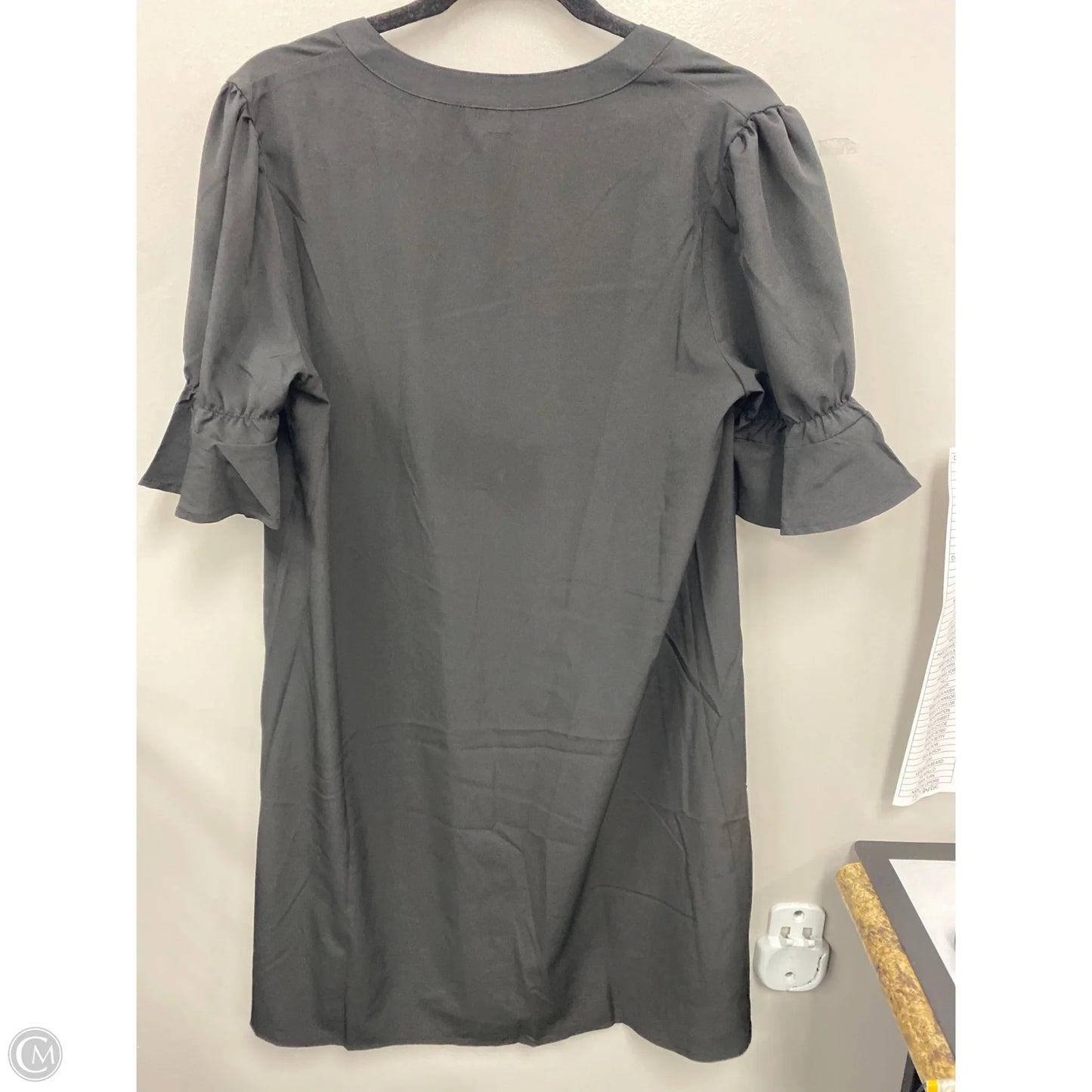 Dress Casual Short By Clothes Mentor In Black, Size: M