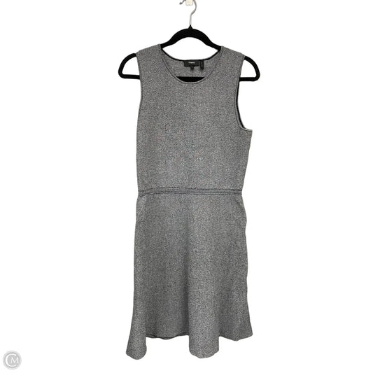 Dress Casual Short By Theory In Grey, Size: L
