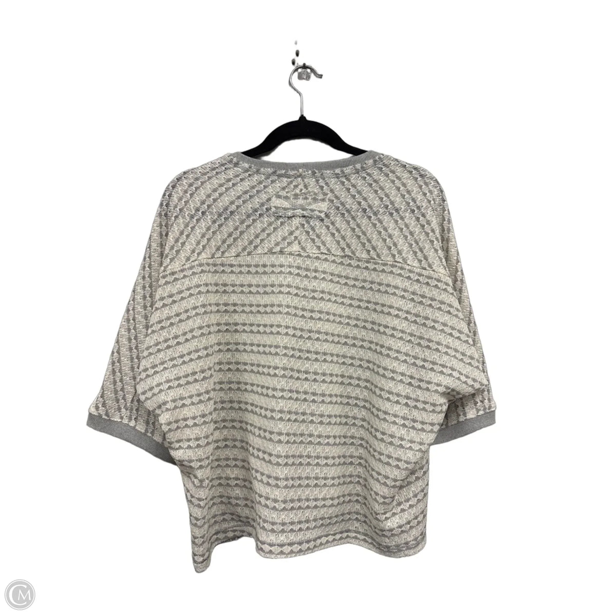 Sweater By Clothes Mentor In Grey & White, Size: M