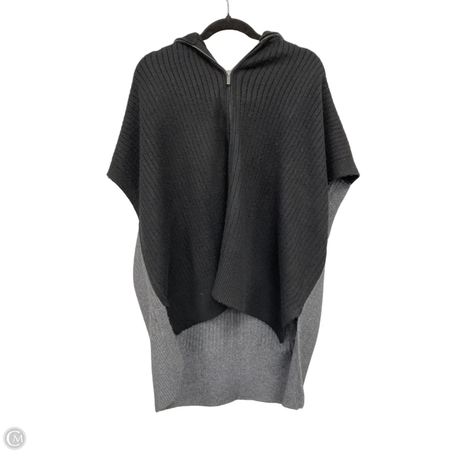 Poncho By Cece In Black & Grey, Size: L
