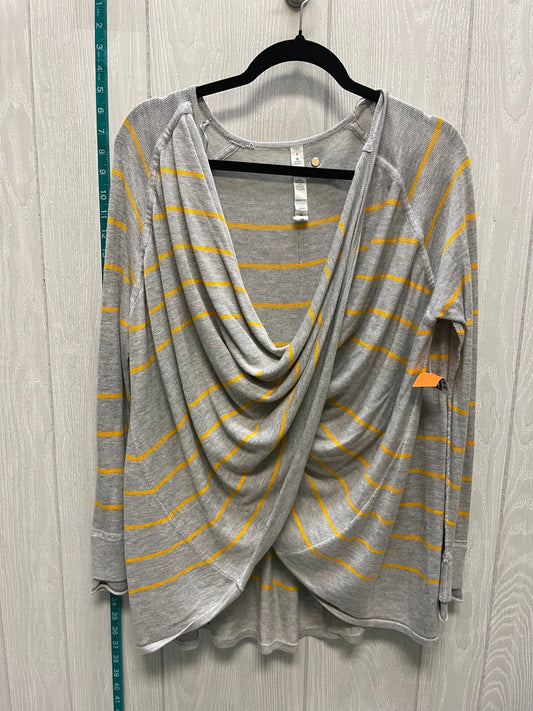 Grey & Orange Sweater Lululemon, Size M